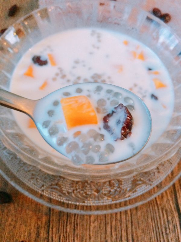 芒果蔓越莓西米露