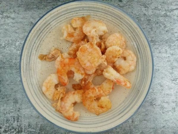 一招教你做滑蛋虾仁