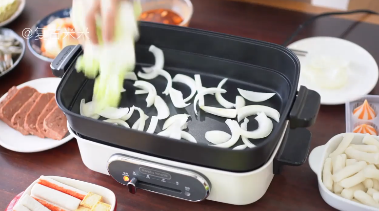 韩式部队锅怎么做