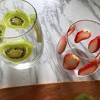 如何制作缤纷思慕雪