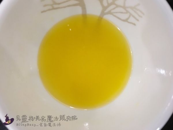 奶冻裱花马芬杯子蛋糕