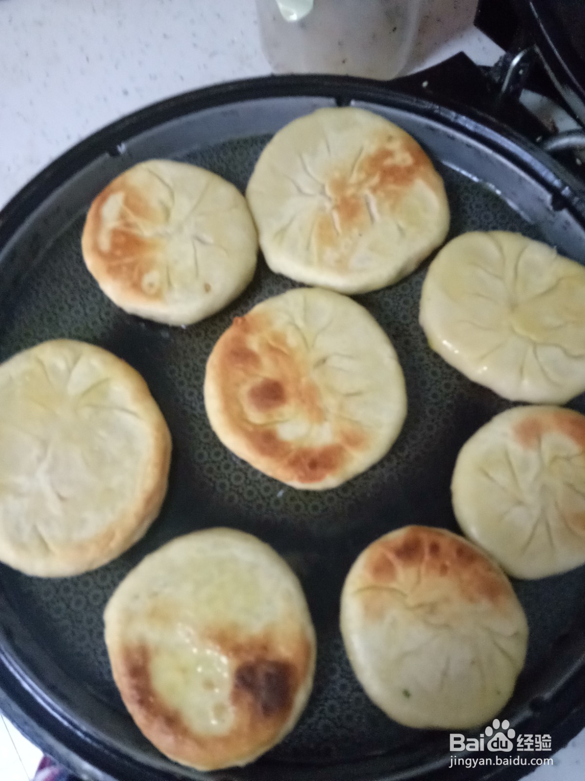 莲藕蒜苗馅饼