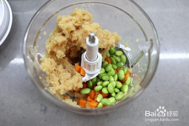 玉米粉鸡肉肠的做法