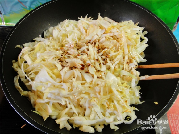 大虎虾圆白菜炒面
