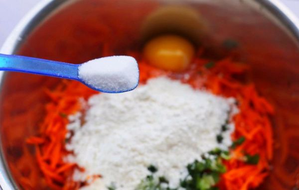 香葱胡萝卜鸡蛋饼