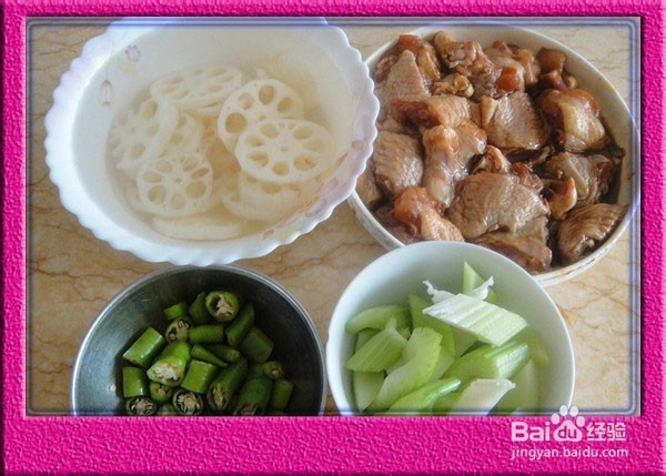 家常菜泡椒莲藕鸡翅