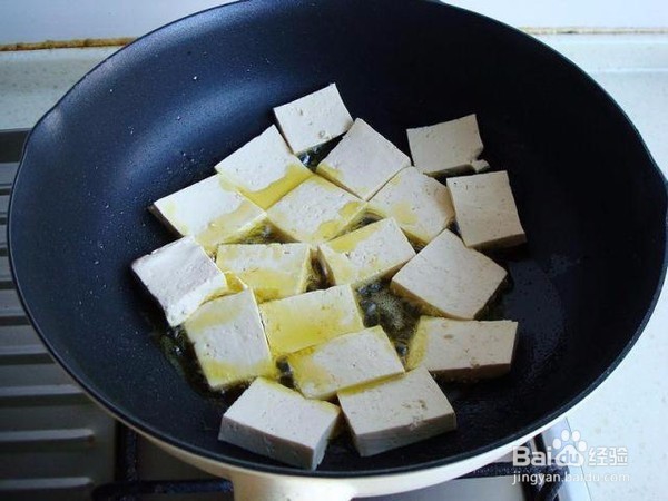带鱼炖豆腐的做法