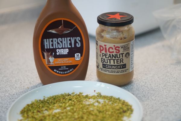 香蕉坚果花生酱冰激凌