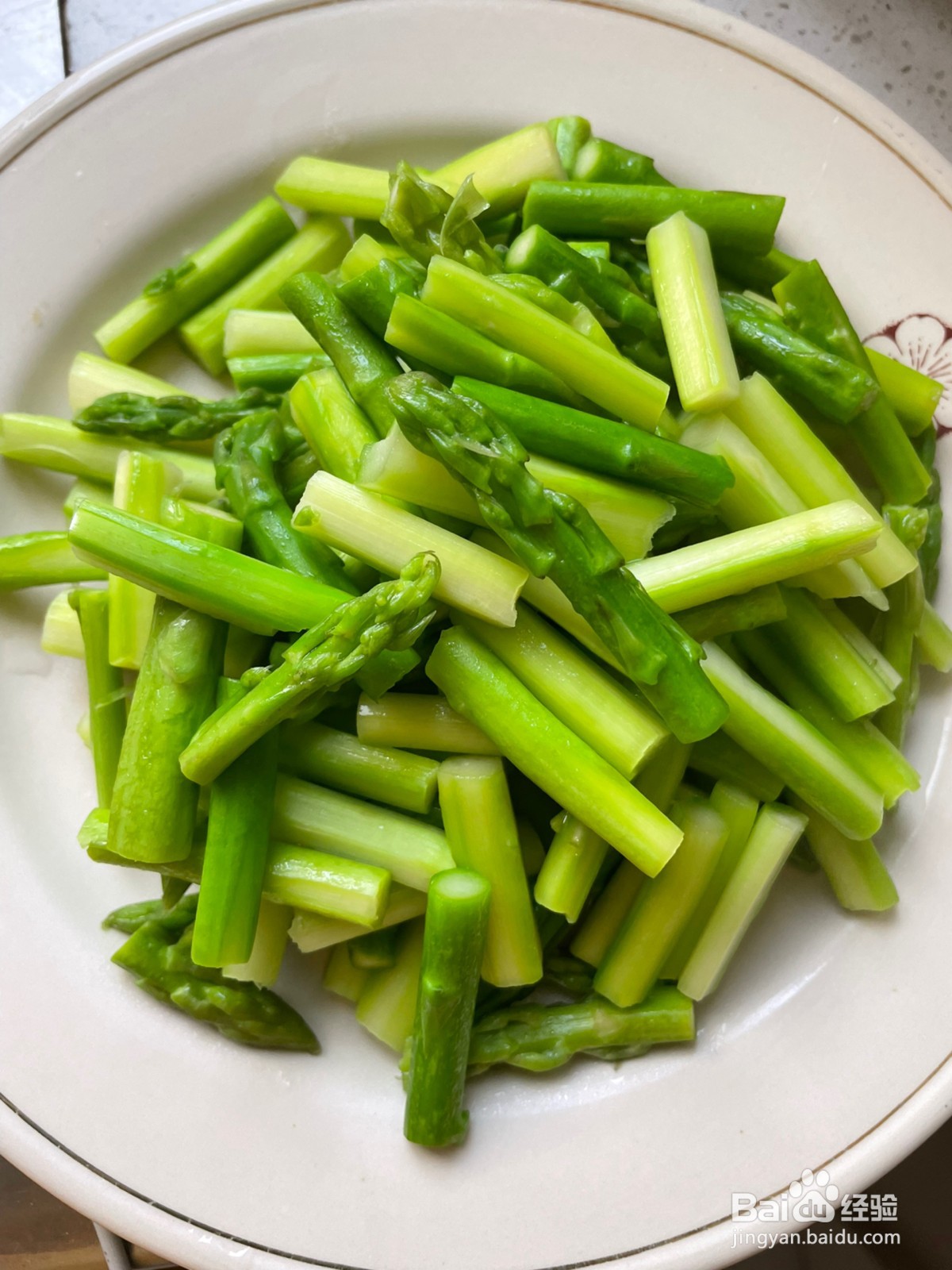 芦笋炒虾仁的做法