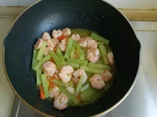 莴笋虾仁怎么做?