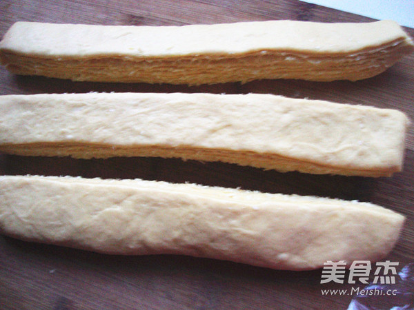 椰蓉面包的做法