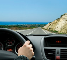 如何避开驾车盲区？