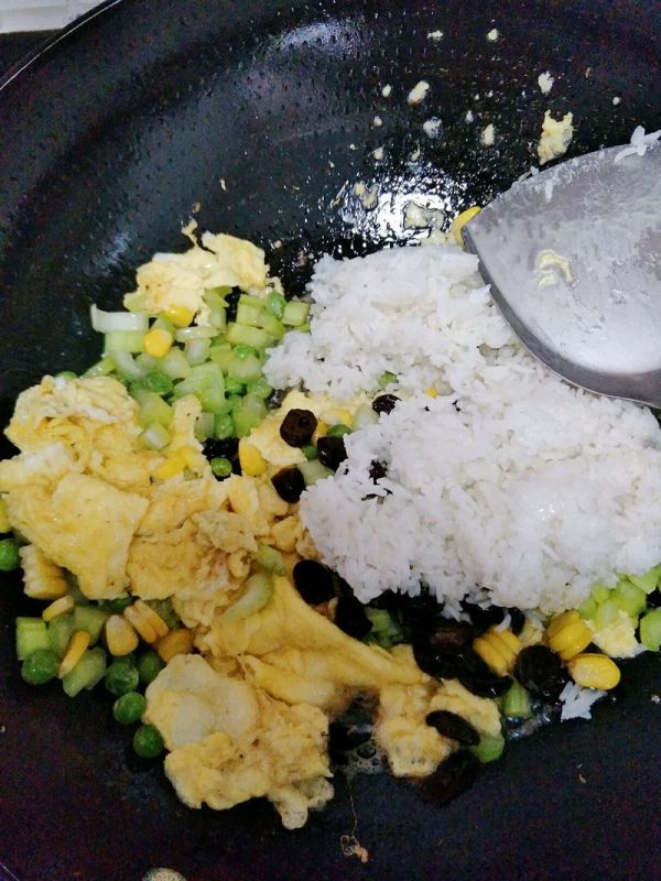 蔓越莓杂蔬炒饭