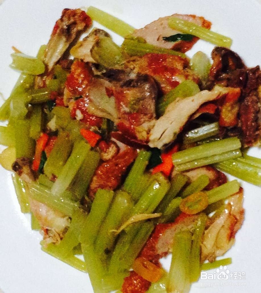 怎样做炒芹菜？芹菜炒鸡肉