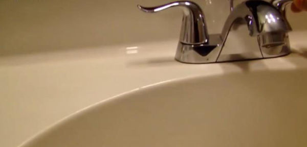 水龙头底部松动怎么办