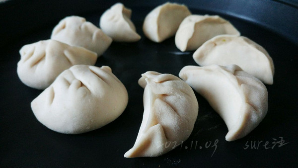 香菇肉菘水煎饺