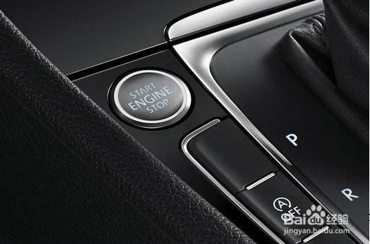 高尔夫无钥匙进入怎么锁车