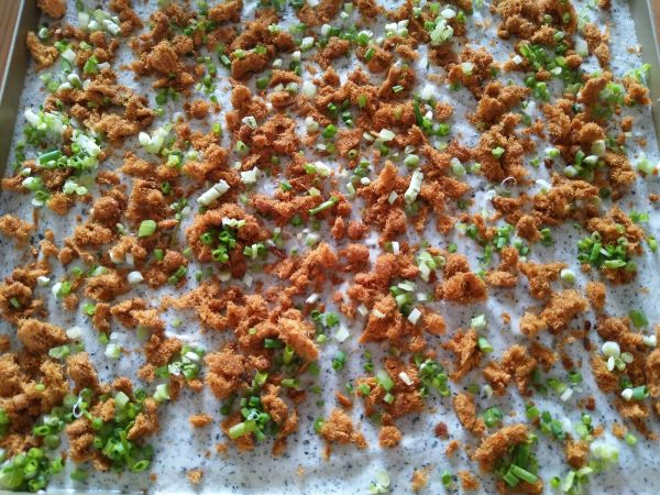 黑芝麻肉松蛋糕卷