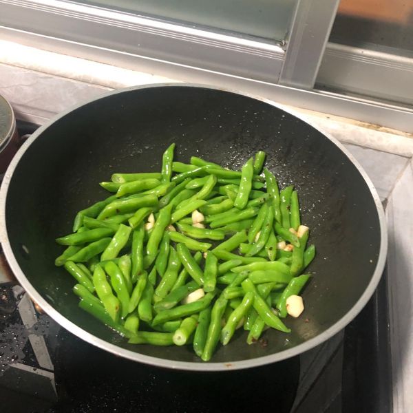 五花肉炒四季豆