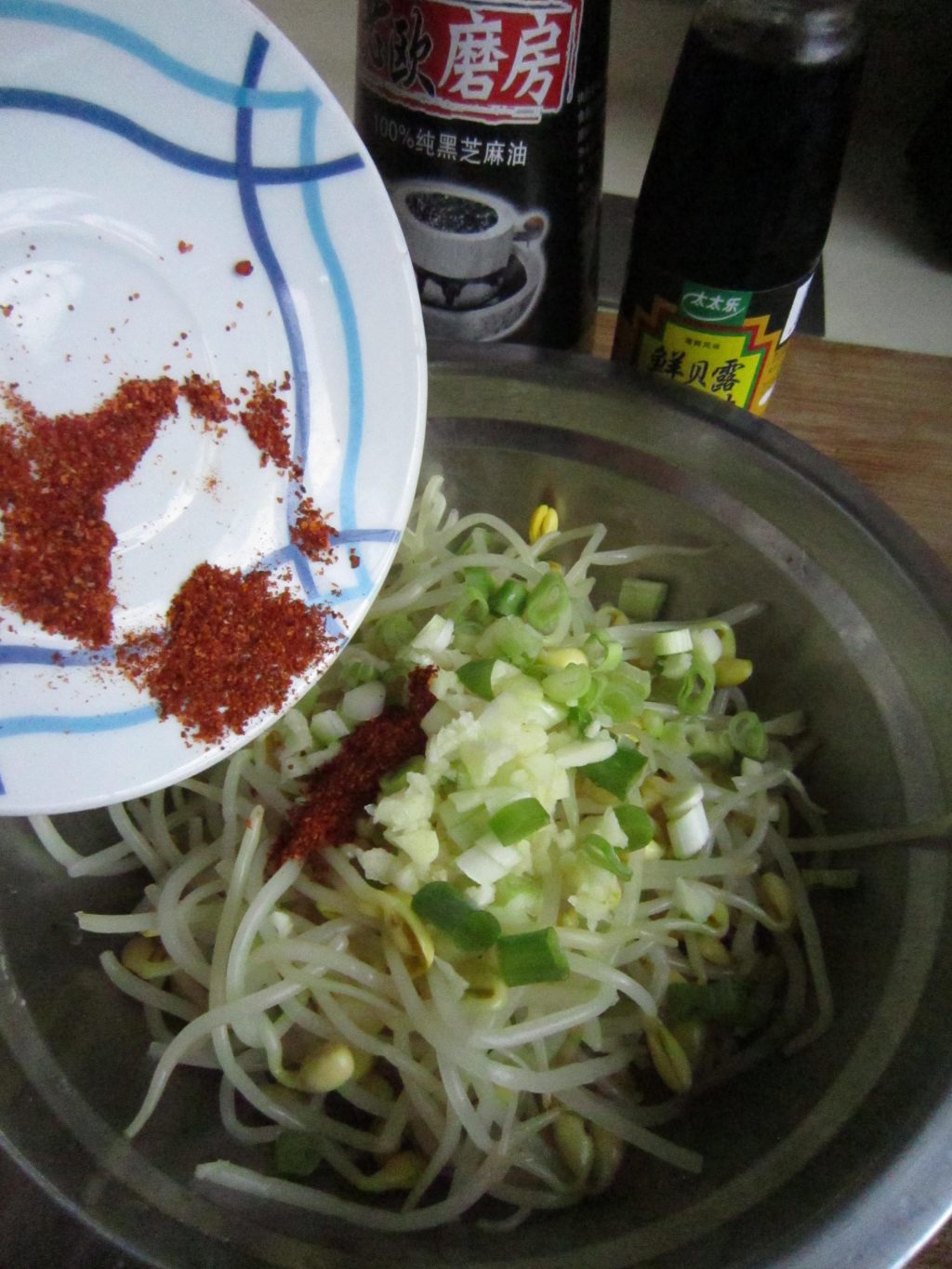 好吃的韩式拌豆芽,原来做起来这么简单!