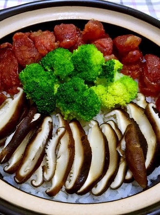 香菇腊肉焖饭图片