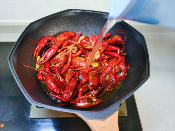 香辣红烧小龙虾