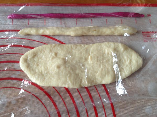 火龙果花瓣吐司