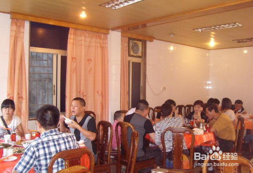 假期到了出外旅行绽莲花海门去寻一下心中的古记