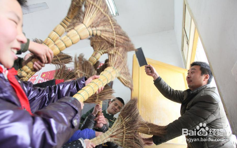 面对持刀歹徒怎么办