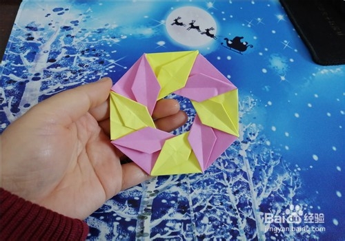 美丽的节日花环怎么制作