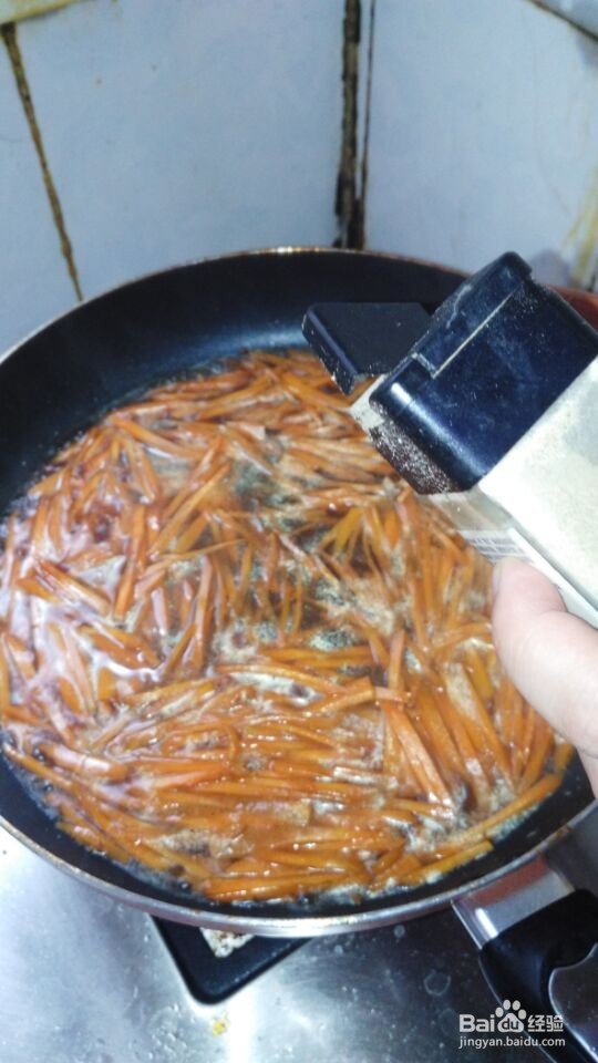 怎样制作胡萝卜牛肉丝?