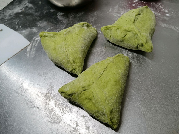 圣诞树椰蓉面包