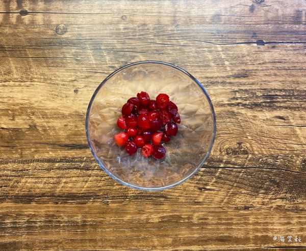 蔓越莓牛油果思慕雪