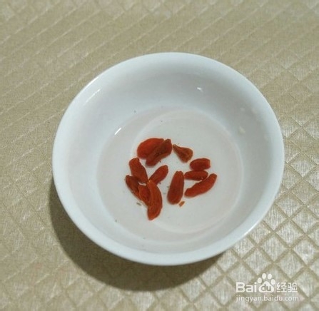 翡翠银耳羹的做法