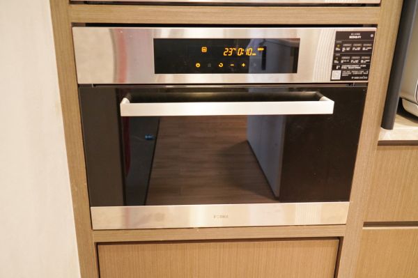 广式双拼腊味煲仔饭