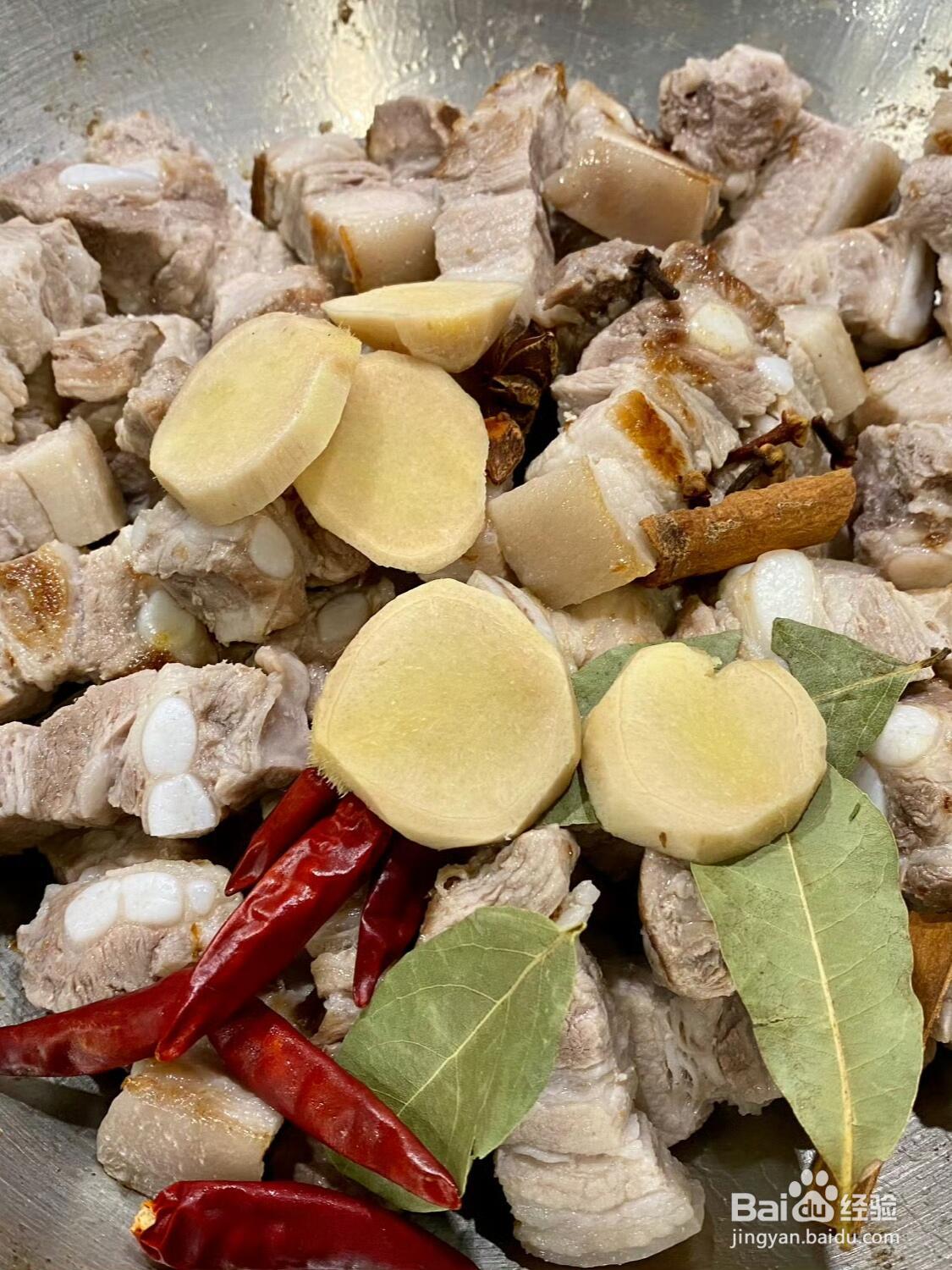 《秘制腐乳红烧肉，让我连吃三碗米饭！》