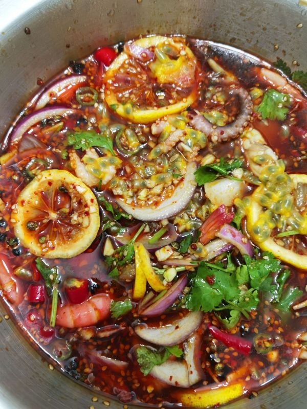 吮指捞汁小海鲜