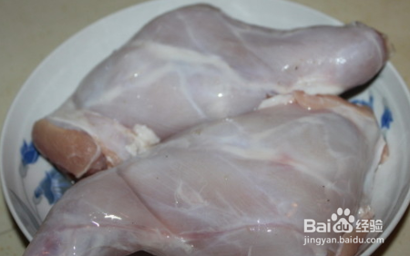 蘑菇炖兔腿做法