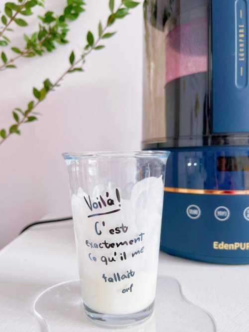 火龙果酸奶奶昔