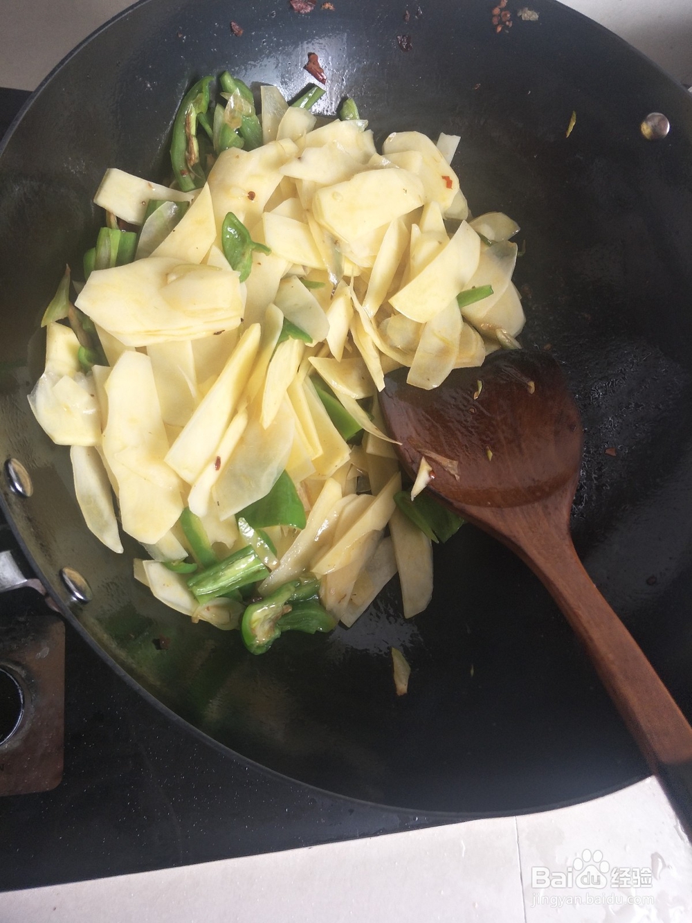青椒炒土豆片的做法?