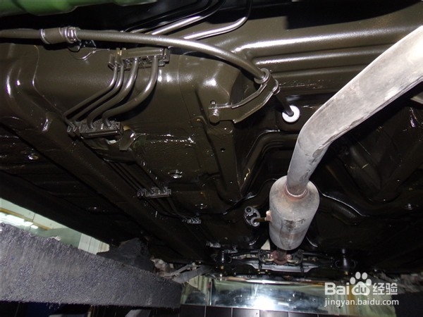 上海汽车底盘装甲专业施工流程讲解