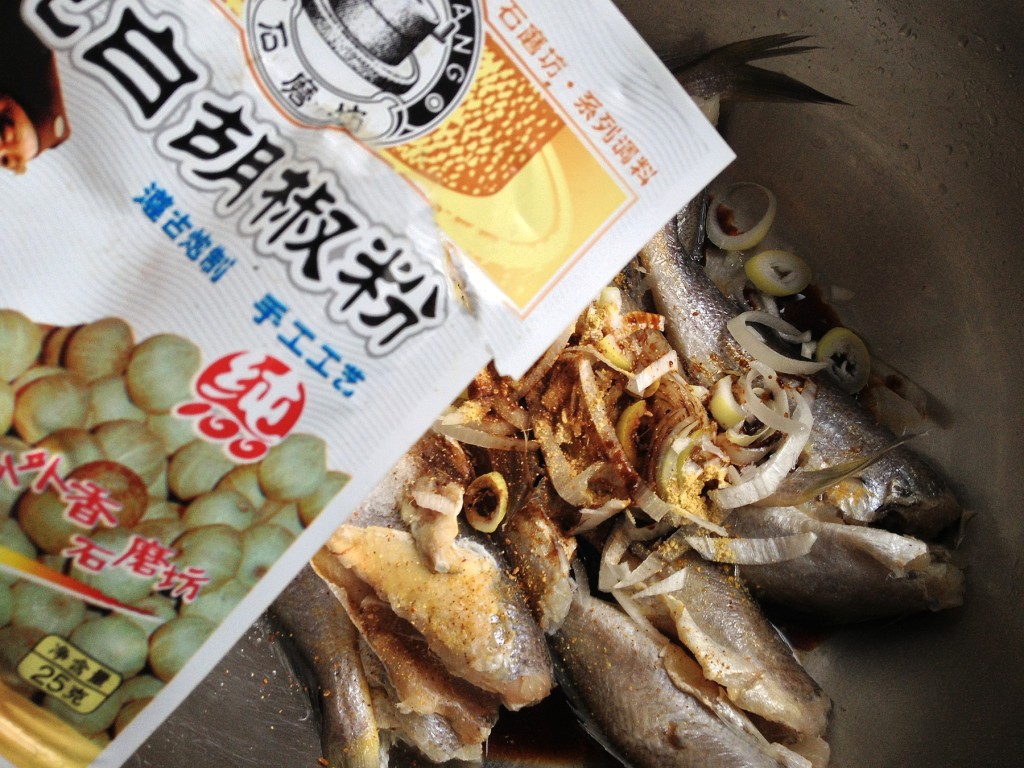 黄花鱼还能这样做？香酥可口的黄花鱼好吃的停不下来