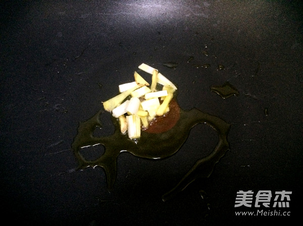 芦笋小炒肉的做法
