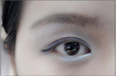 蓝色妩媚猫眼妆