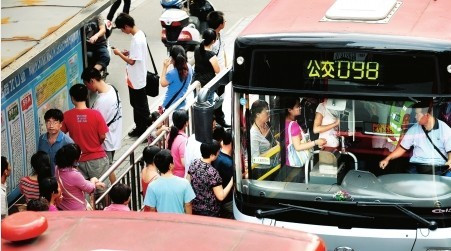 孕妇梦见坐10路公交车的梦境解析 孕妇梦见坐10路公交车的梦境解析