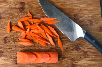 三蔬鱿鱼卷的美味做法