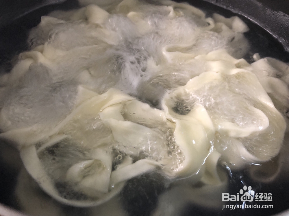 家常做法的青椒茄子炸酱面