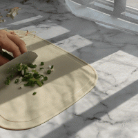 比饼干还好吃的蒜香烤馒头