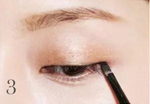 不会化妆的姑娘看过来