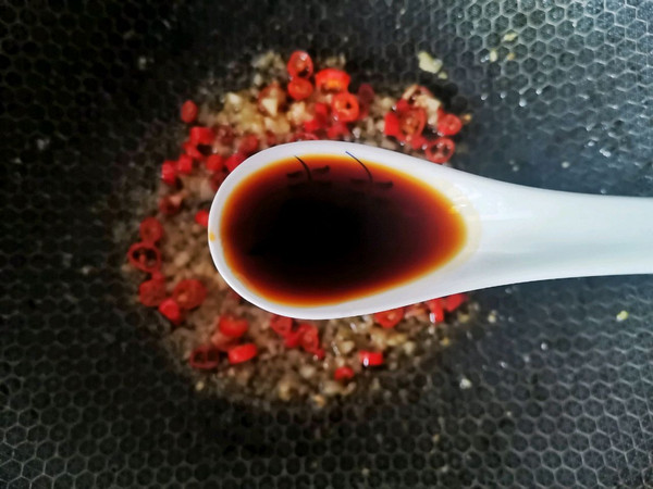 夏天快手菜清蒸茄子三下两下就做好